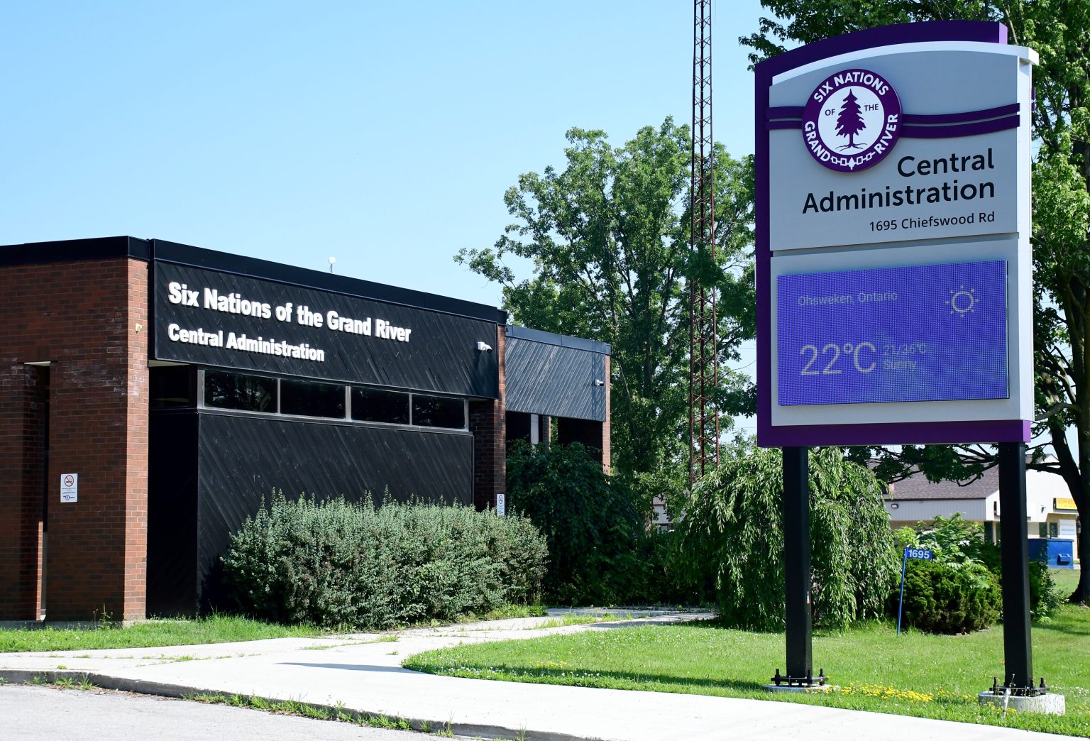 Six Nations Administration Building Notice about Increased Border Patrols